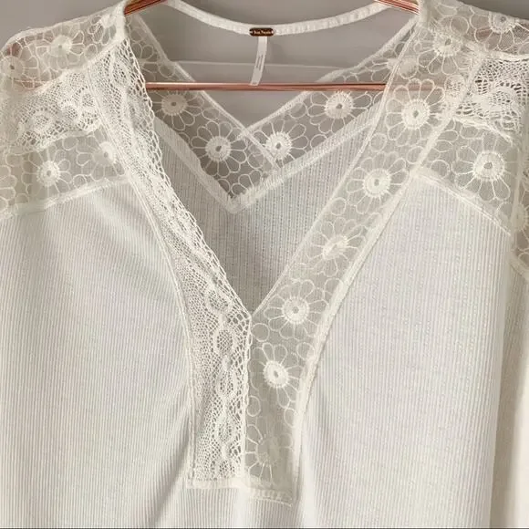 Free People Lola Lace Trim V-neck Top Size XS - Picture 6 of 8